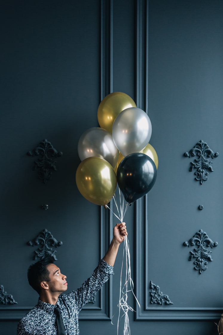 3 Balloons
